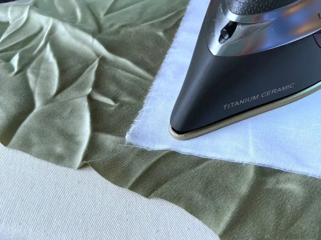 Slik stryker du silke!.