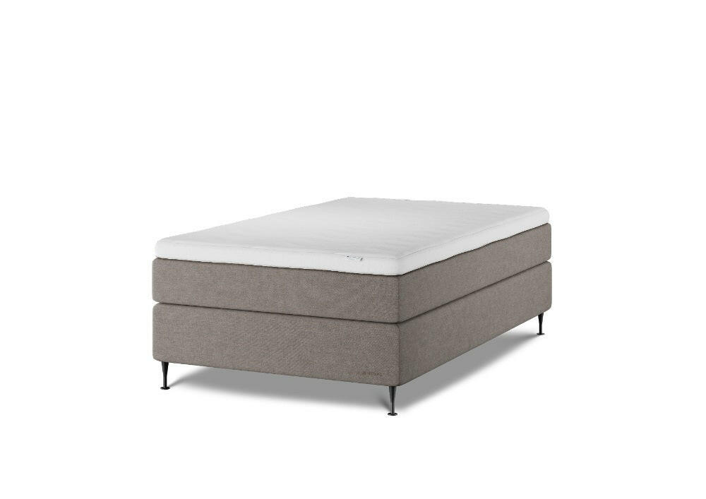 Kontinentalseng Family Komfort 120x200 fra Hilding Bedtime.no.