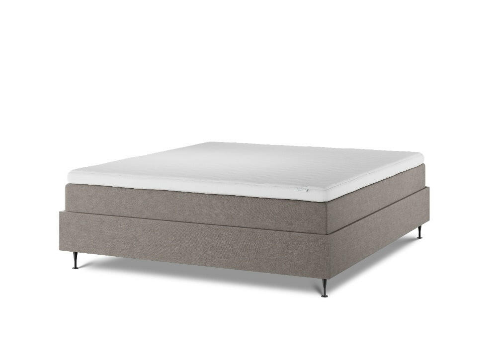Kontinentalseng med Oppbevaring Family Aktiv 160x200 fra Hilding Bedtime.no.