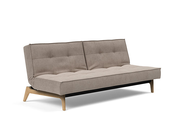 Sovesofa Splitback med Eik ben fra Innovation Living