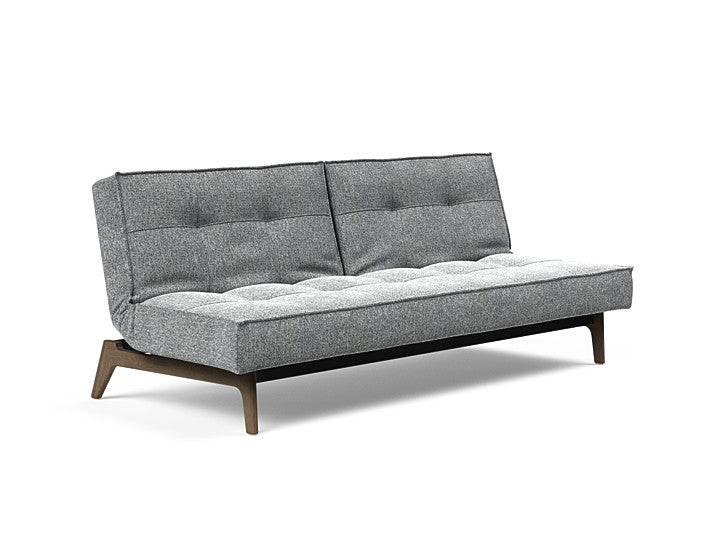 Sovesofa Splitback med Røkt Eik ben fra Innovation Living