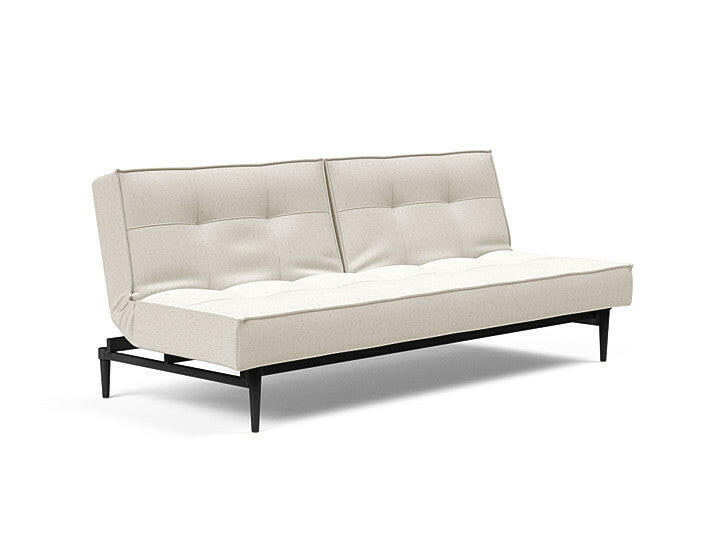 Sovesofa Splitback med Sort Styletto ben fra Innovation Living Innovation Living