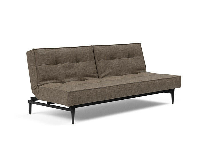 Sovesofa Splitback med Sort Styletto ben fra Innovation Living Innovation Living