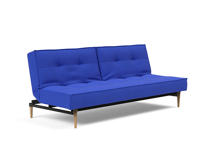 Sovesofa Splitback med Lys Styletto ben fra Innovation Living