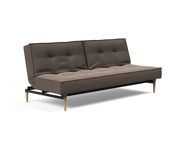 Sovesofa Splitback med Lys Styletto ben fra Innovation Living
