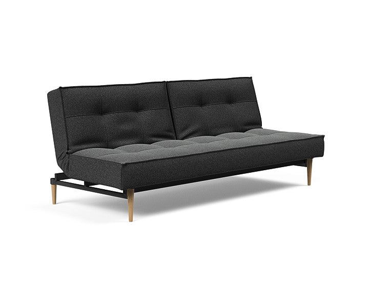 Sovesofa Splitback med Lys Styletto ben fra Innovation Living