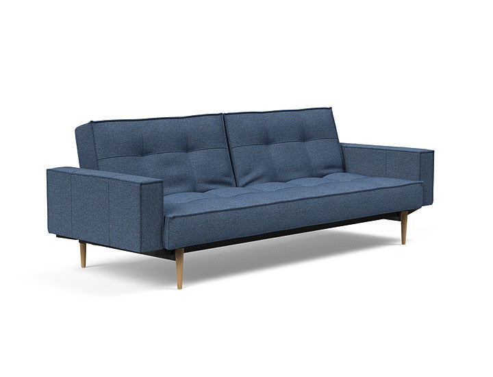Sovesofa Splitback med Armlener & Lys Styletto ben fra Innovation Living