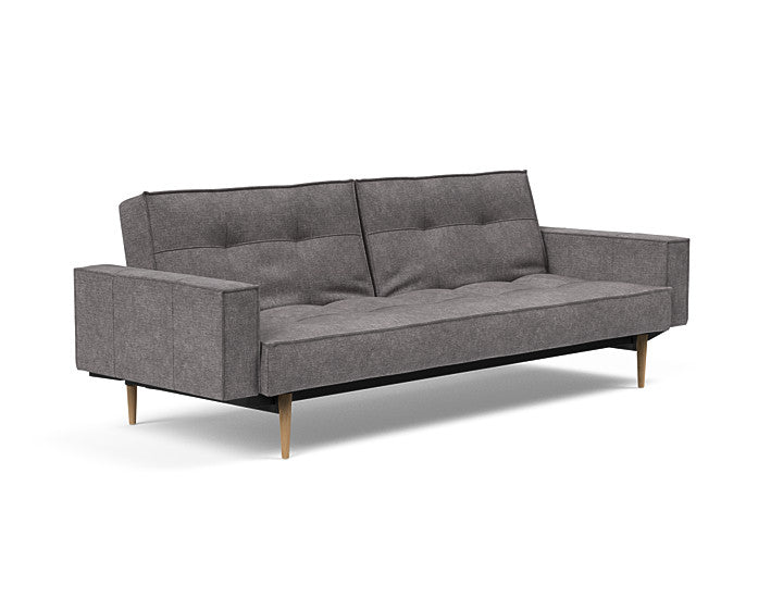 Sovesofa Splitback med Armlener & Lys Styletto ben fra Innovation Living