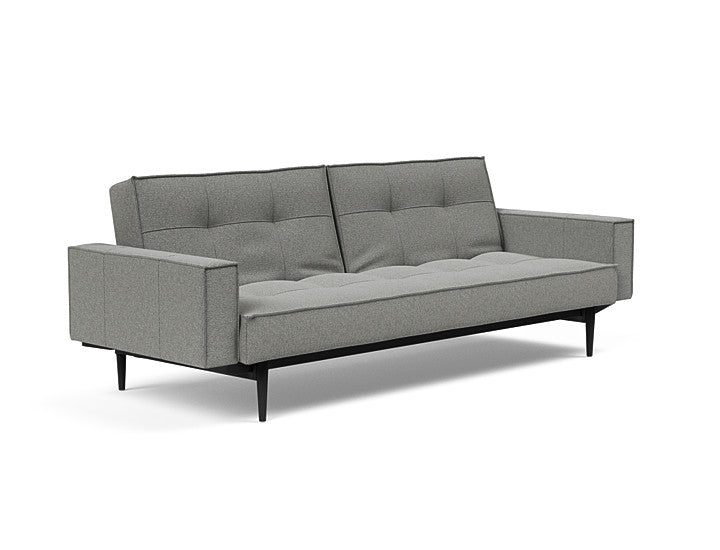 Sovesofa Splitback med Armlener & Sort Styletto ben fra Innovation Living