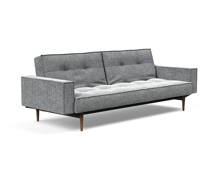 Sovesofa Splitback med Armlener & Mørk Styletto ben fra Innovation Living