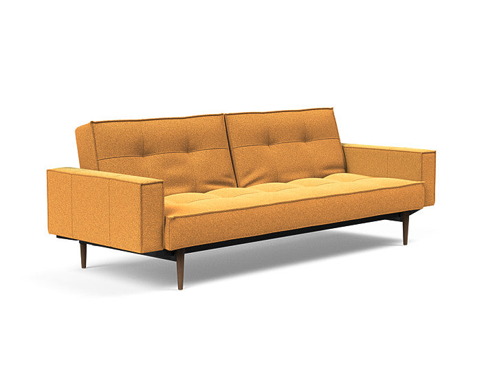 Sovesofa Splitback med Armlener & Mørk Styletto ben fra Innovation Living