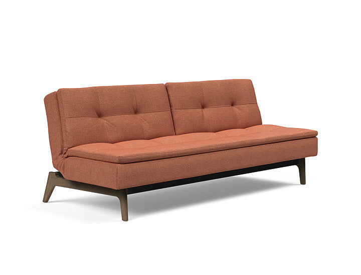 Sovesofa Dublexo med Røkte Eikeben fra Innovation Living