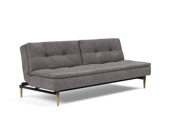 Sovesofa Dublexo med Lys Styletto ben fra Innovation Living