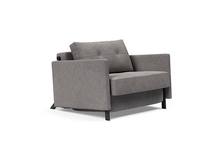 Stol Cubed 02 med Armlener fra Innovation Living Bedtime.no.