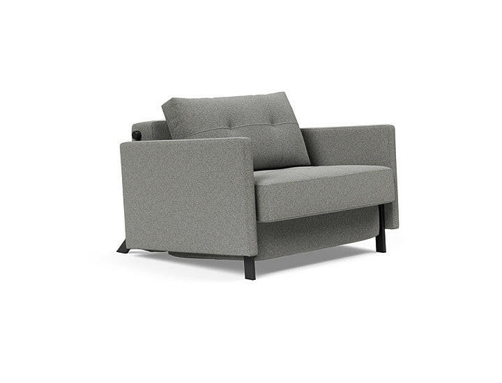 Stol Cubed 02 med Armlener fra Innovation Living Bedtime.no.