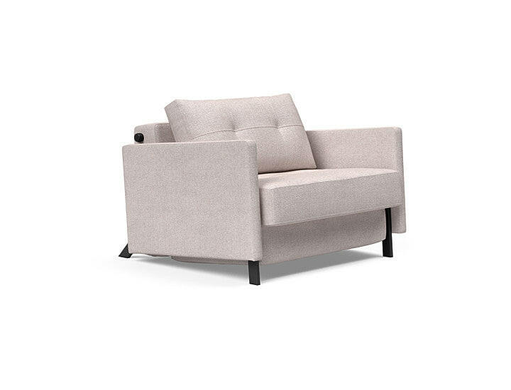 Stol Cubed 02 med Armlener fra Innovation Living Bedtime.no.
