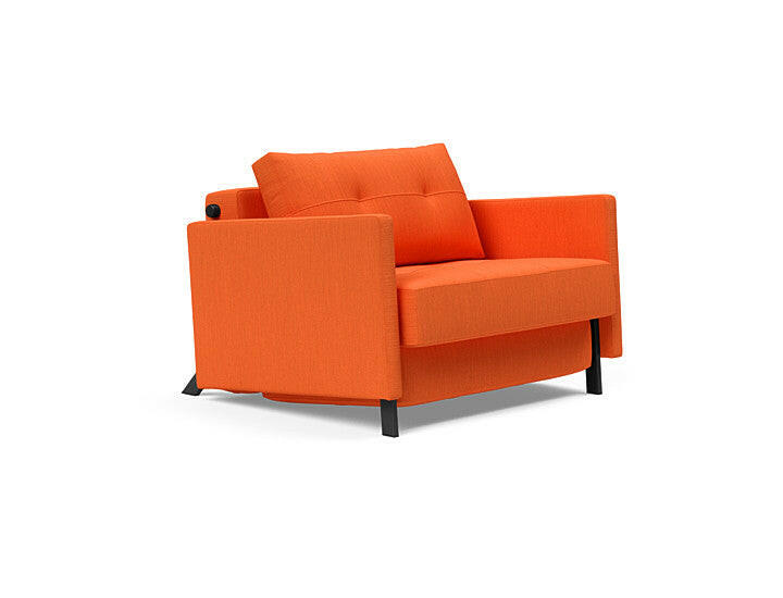 Stol Cubed 02 med Armlener fra Innovation Living Innovation Living