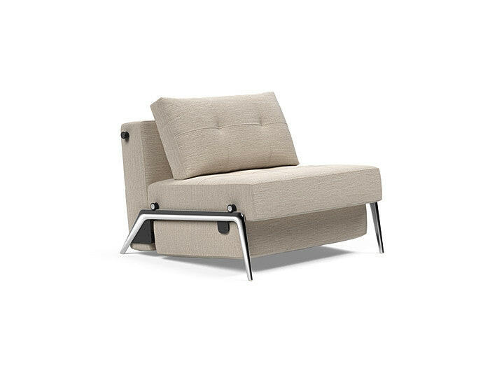Stol Cubed 02 med Aluminiums Ben fra Innovation Living Bedtime.no.