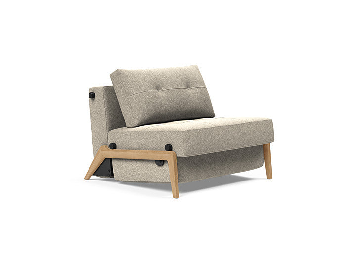 Stol Cubed 02 med Eik Ben fra Innovation Living