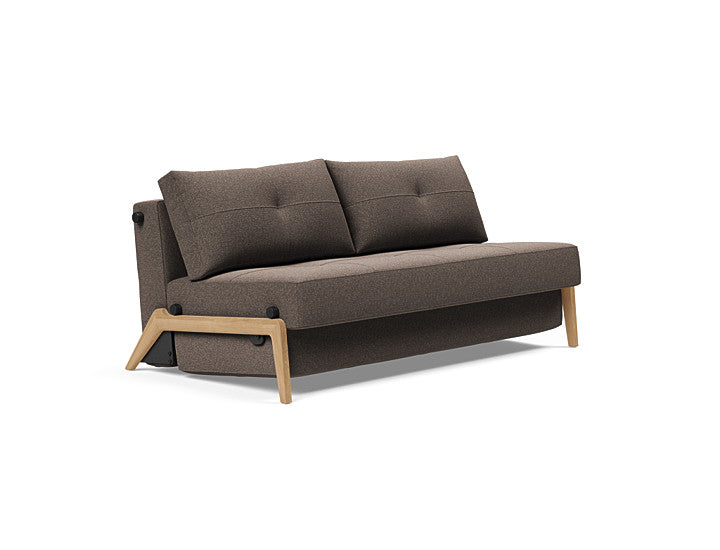 Sovesofa Cubed 02 med Eik Ben fra Innovation Living