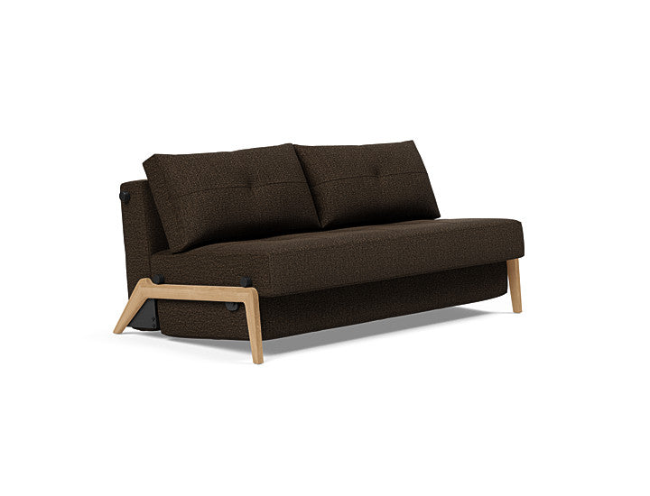 Sovesofa Cubed 02 med Eik Ben fra Innovation Living