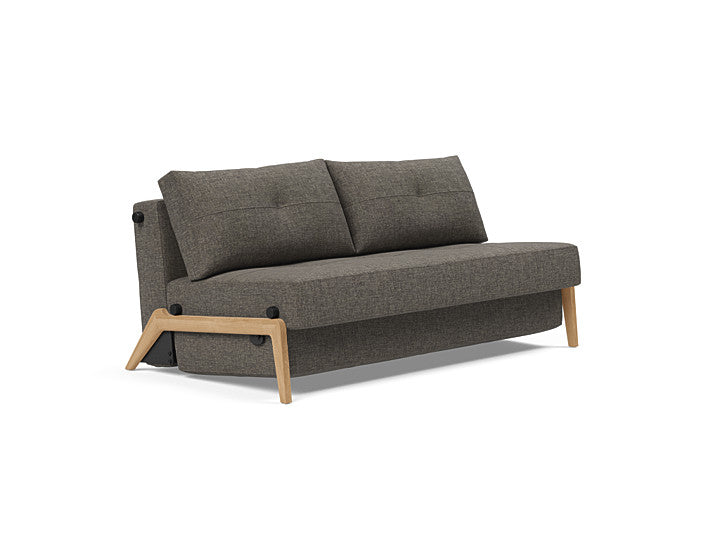 Sovesofa Cubed 02 med Eik Ben fra Innovation Living