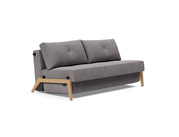 Sovesofa Cubed 02 med Eik Ben fra Innovation Living