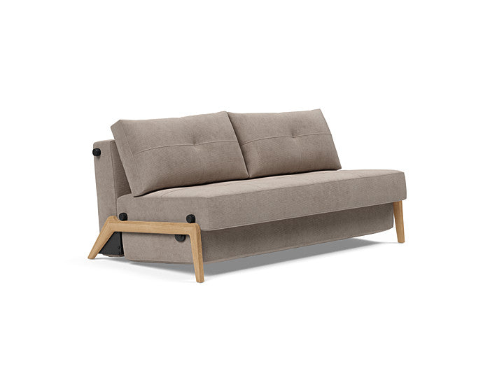 Sovesofa Cubed 02 med Eik Ben fra Innovation Living