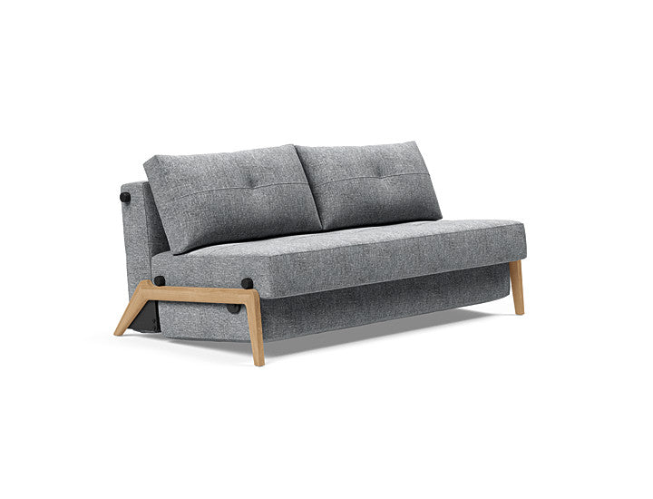 Sovesofa Cubed 02 med Eik Ben fra Innovation Living