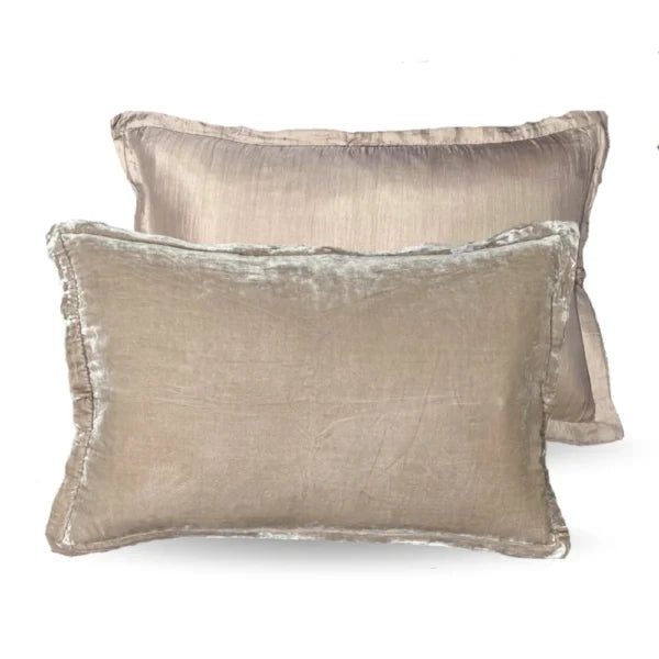Silkevelour putetrekk Taupe 40×60 cm