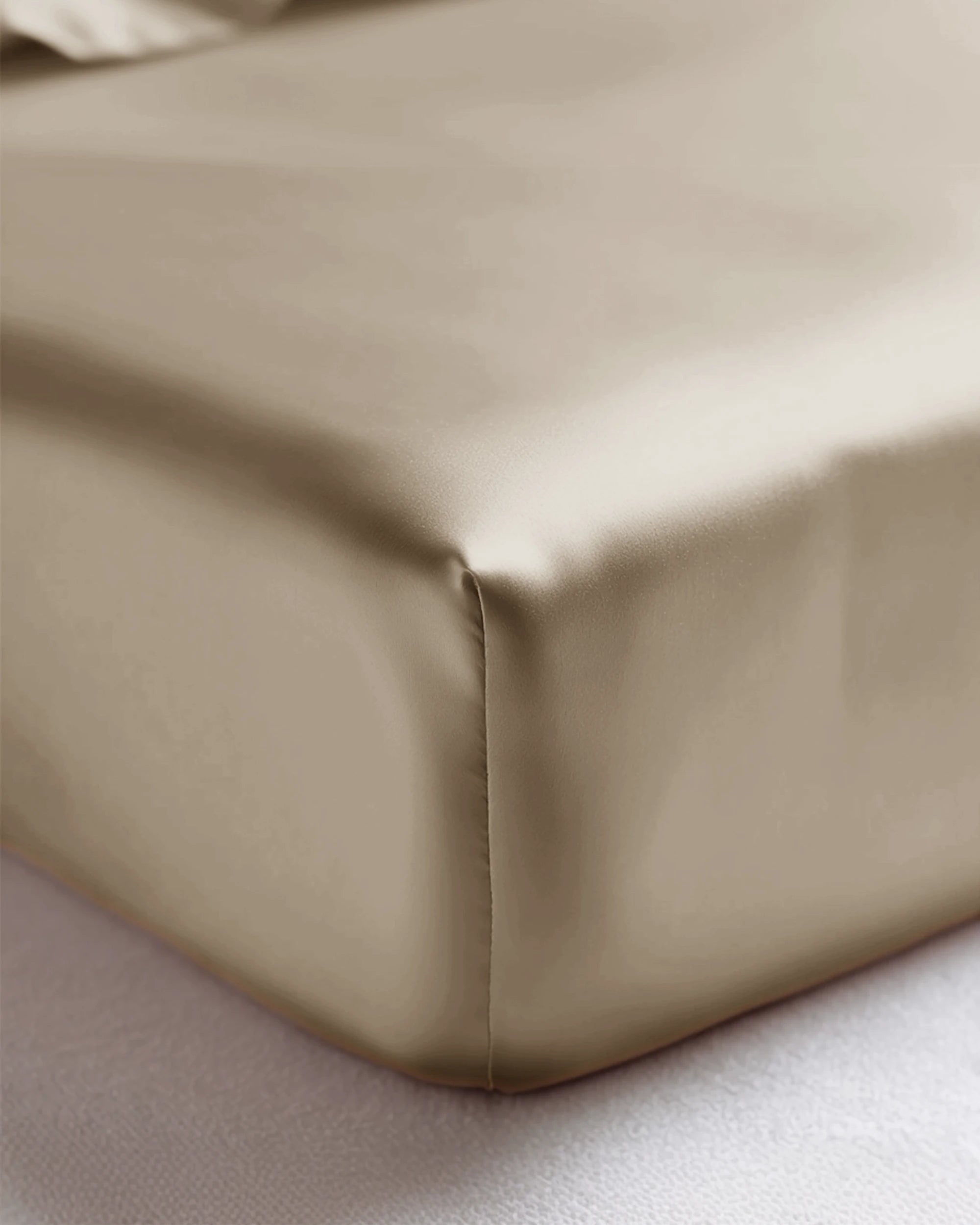Silke Laken Champagne (beige)