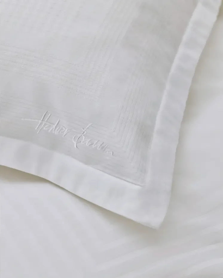 Halvor Bakke Exo sengesett – Hvit / Brilliant white