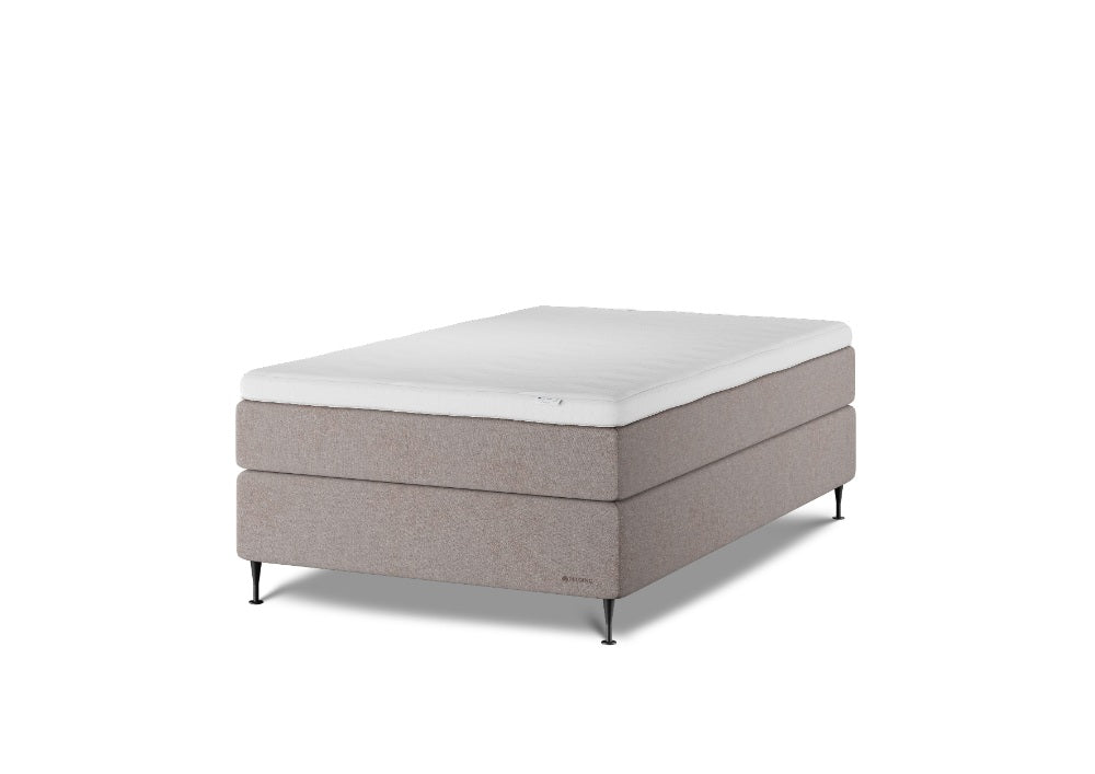 Kontinentalseng Family Komfort 120x200 fra Hilding Bedtime.no.