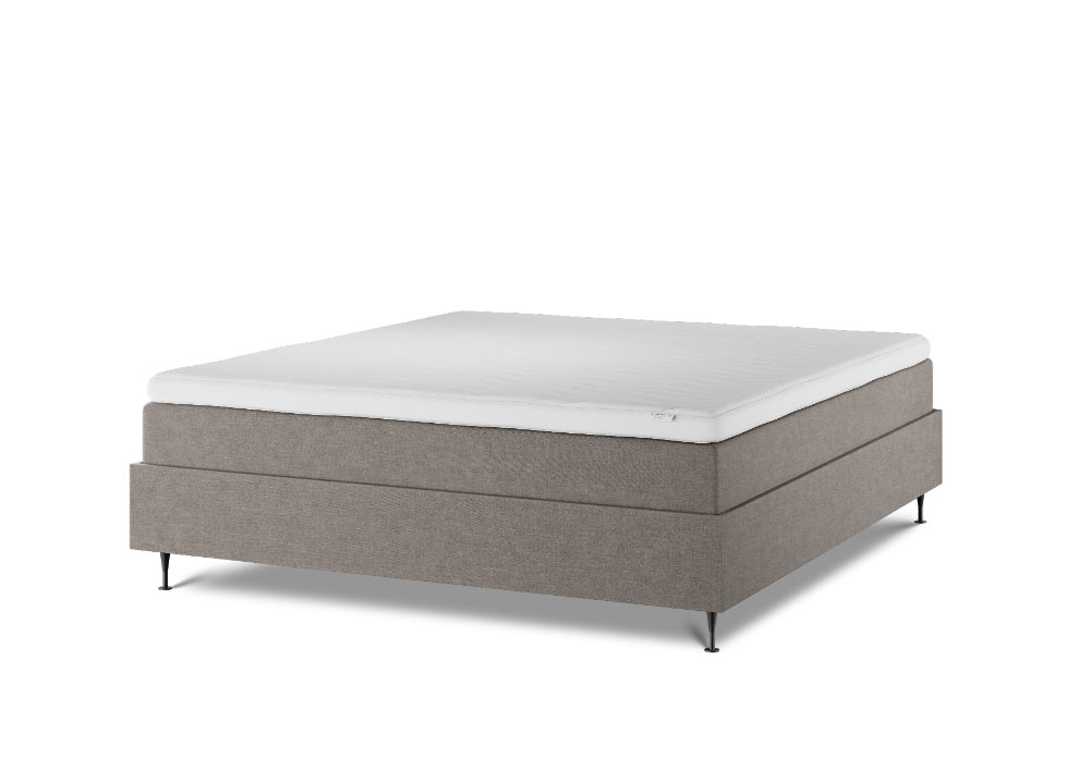Kontinentalseng med Oppbevaring Family Aktiv 160x200 fra Hilding Bedtime.no.