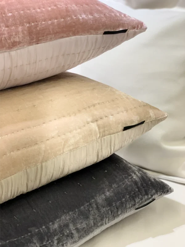 Silkevelour hotellputetrekk Blush Pink 70×100 cm Bedtime.no.