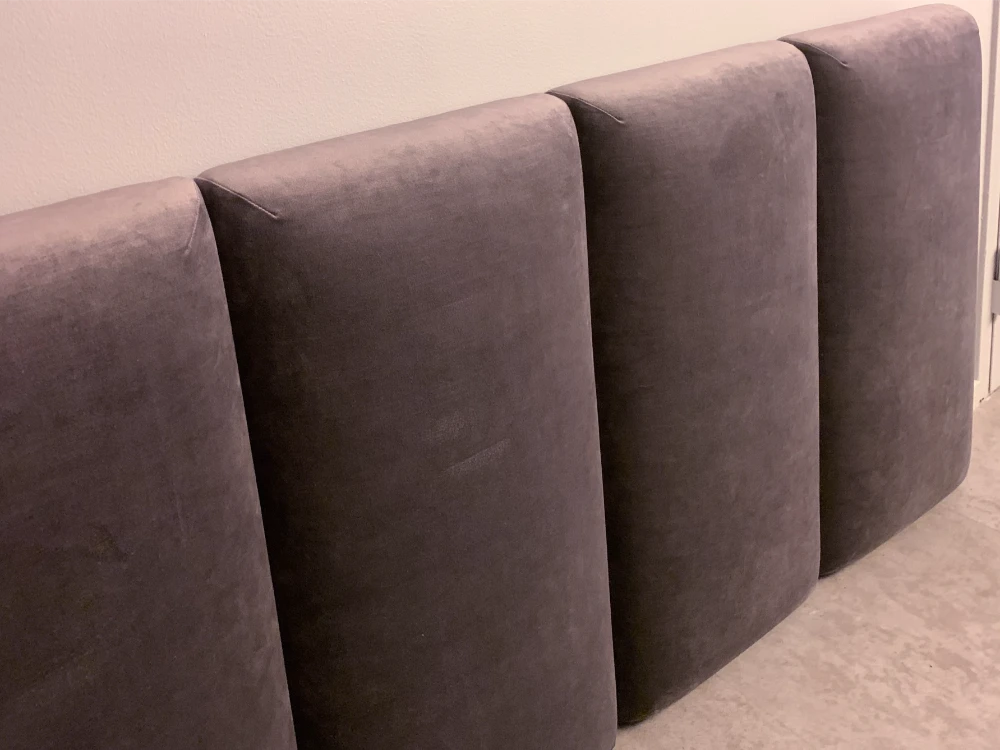 Sengegavl, utstillingsmodell, Skjärgård Grå fløyel