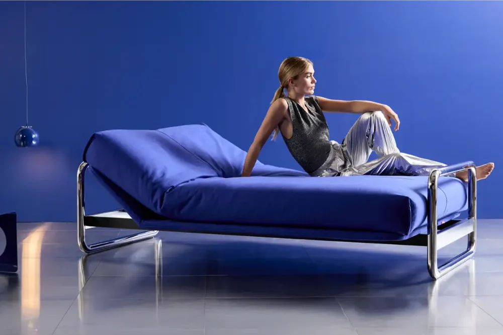 Sovesofa Lomira med Classic madrass fra Innovation Living