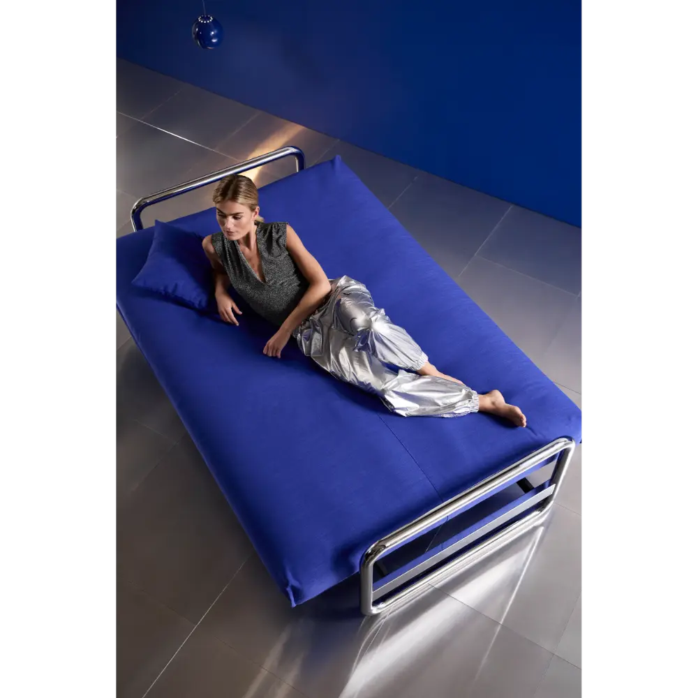 Sovesofa Lomira med Latex madrass fra Innovation Living