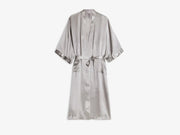 Silkekimono fra Carpe Diem Beds Bedtime.no.