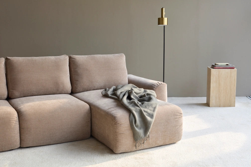 Sovesofa Norum Chunky med sjeselong