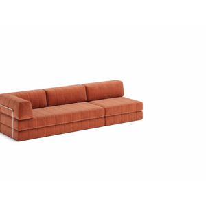 Sovesofa med armlene og stol