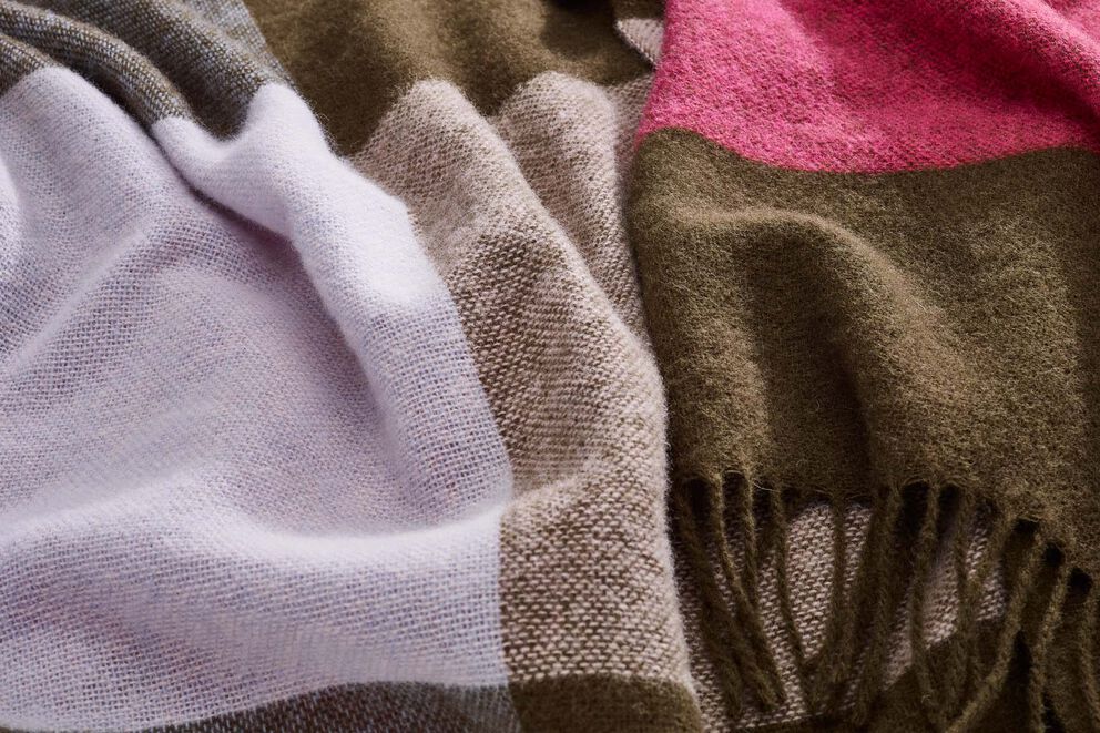 Fatboy Pledd Colour Blend Blanket rhubarb
