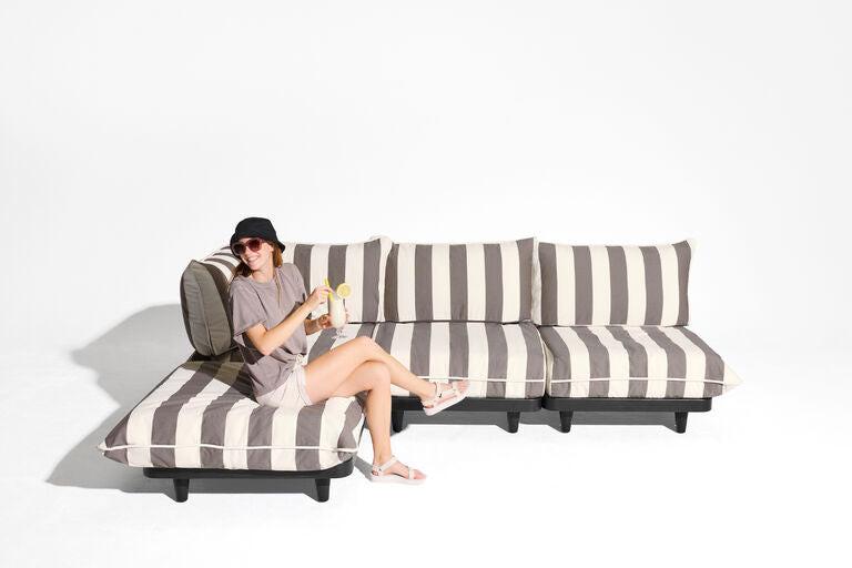 Fatboy Utesofa paletti set medium left stripe cacao incl. table