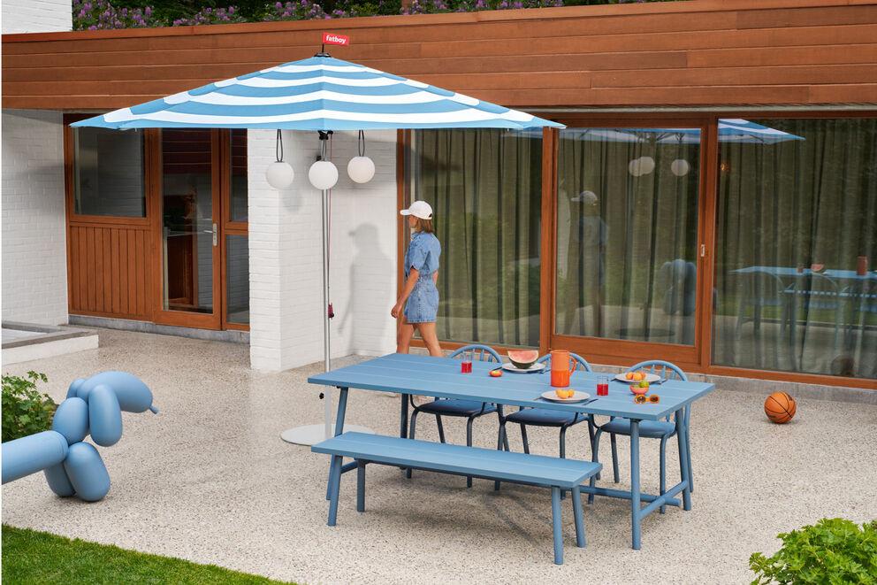 Fatboy Parasoll stripesol wave blue incl. base light grey