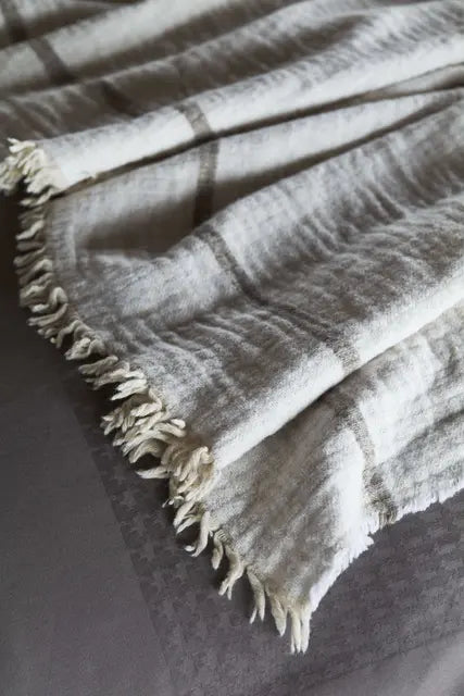 Halvor Bakke Chamonix Pledd 130x200 Beige Bedtime.no Halvor Bakke.
