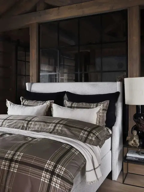 Halvor Bakke Chamonix Pledd 130x200 Beige Bedtime.no Halvor Bakke.