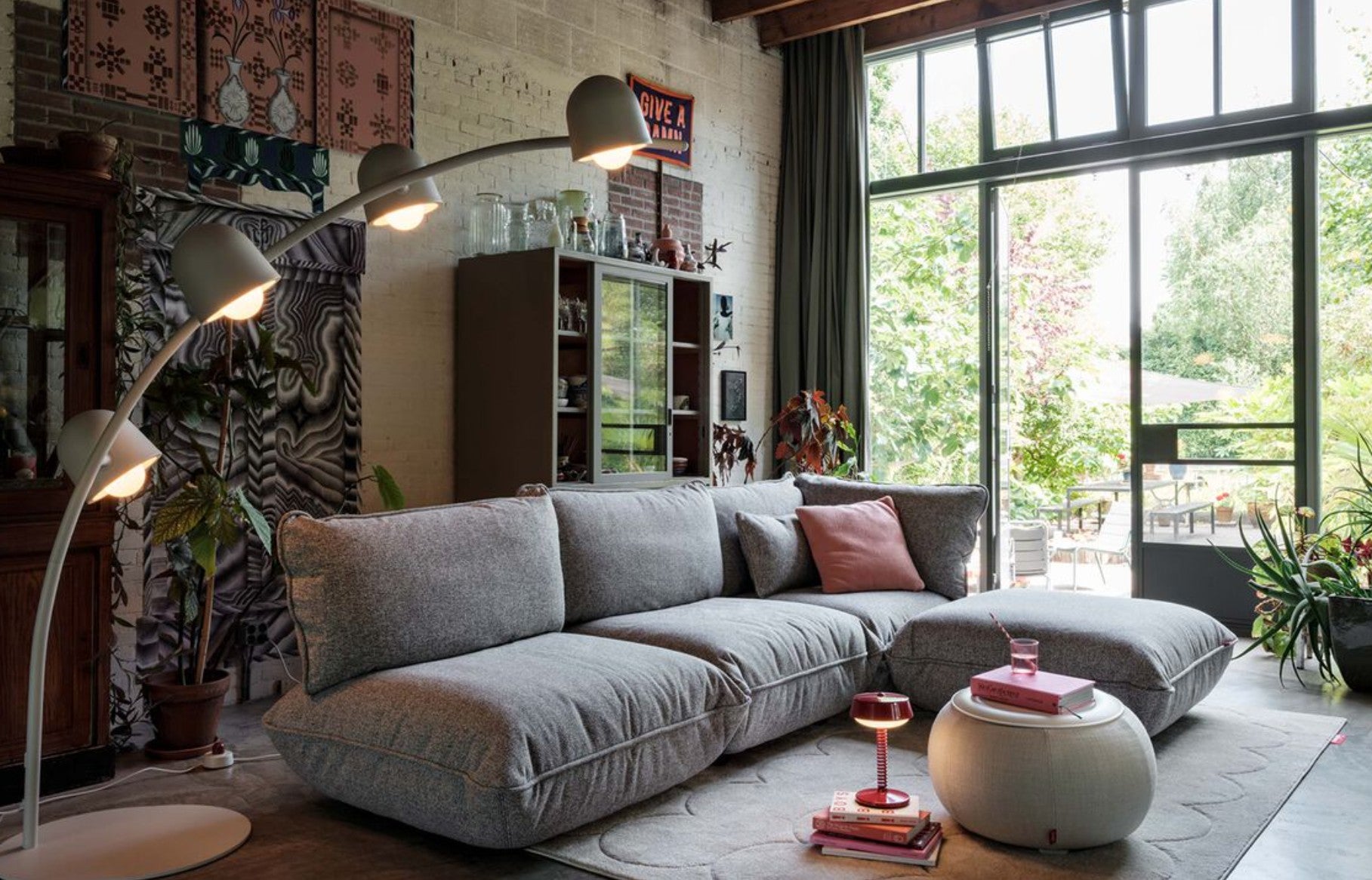 Utstillingsmodell Fatboy Lampe Big Lebow light grey