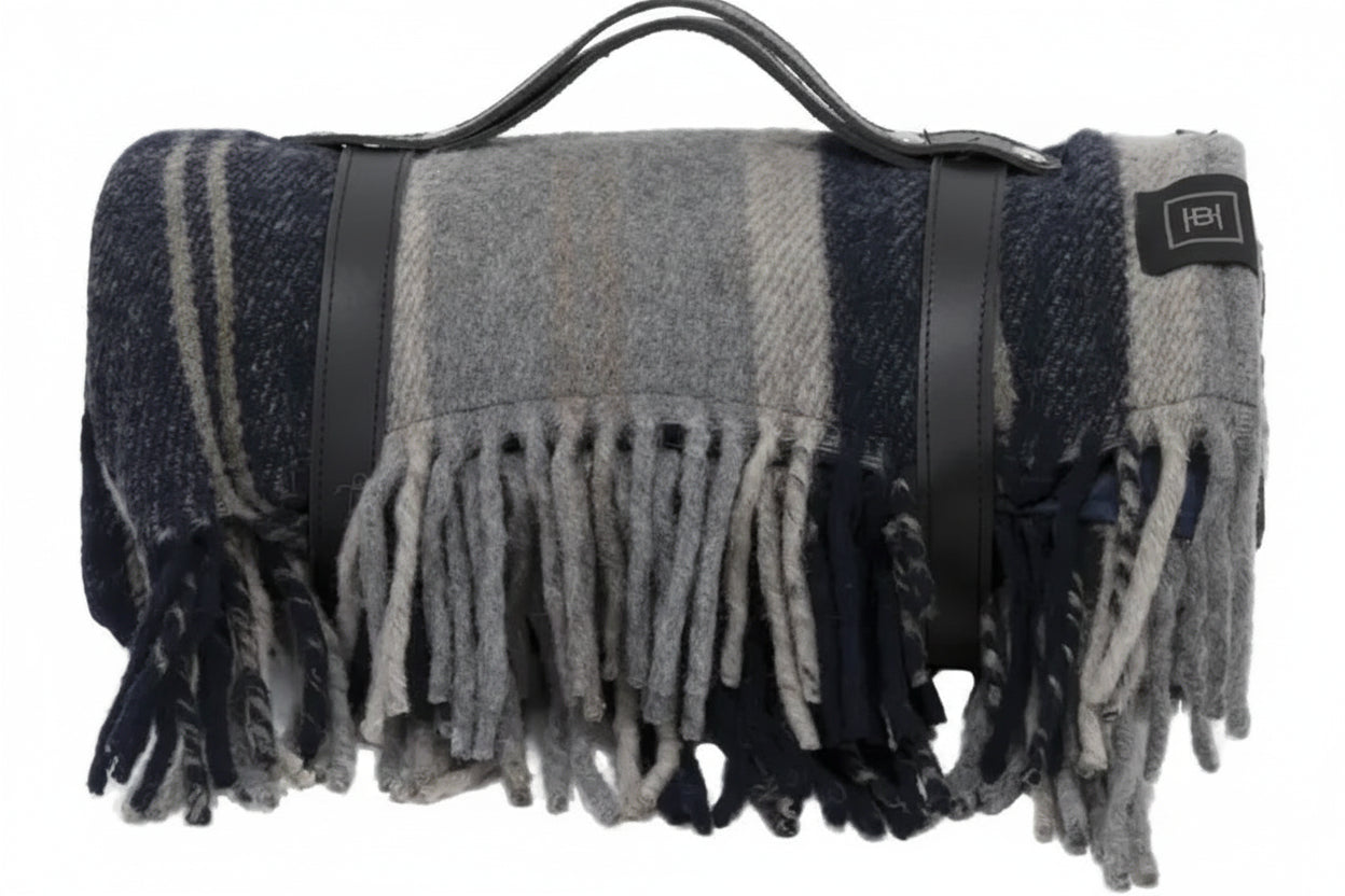 Halvor Bakke William Picnic Teppe 140x170 Blå Bedtime.no Halvor Bakke.