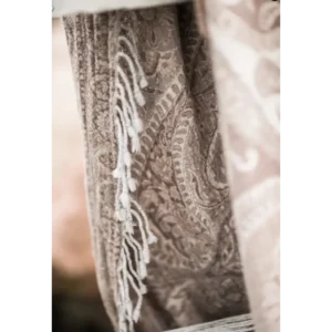 Ullpledd paisley beige fra Chamois