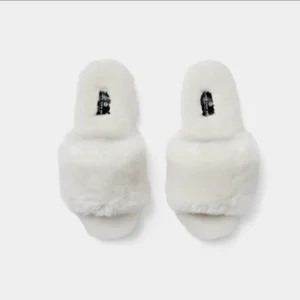 Saueskinn Slippers offwhite Carpe Diem Beds